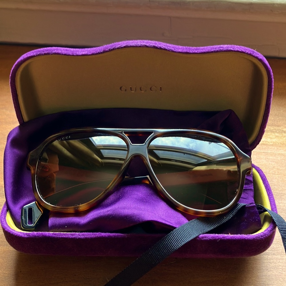 Gucci tortiseshell aviator sunglasses